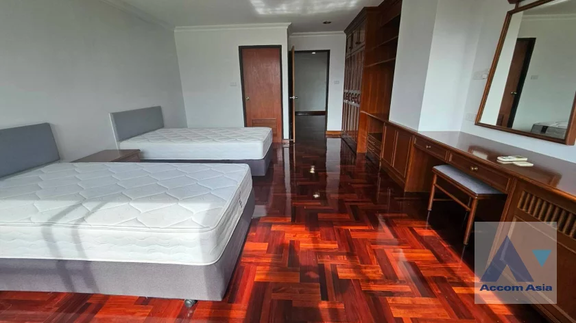 12  3 br Apartment For Rent in Sukhumvit ,Bangkok BTS Nana at The Luxurious Residence AA46374