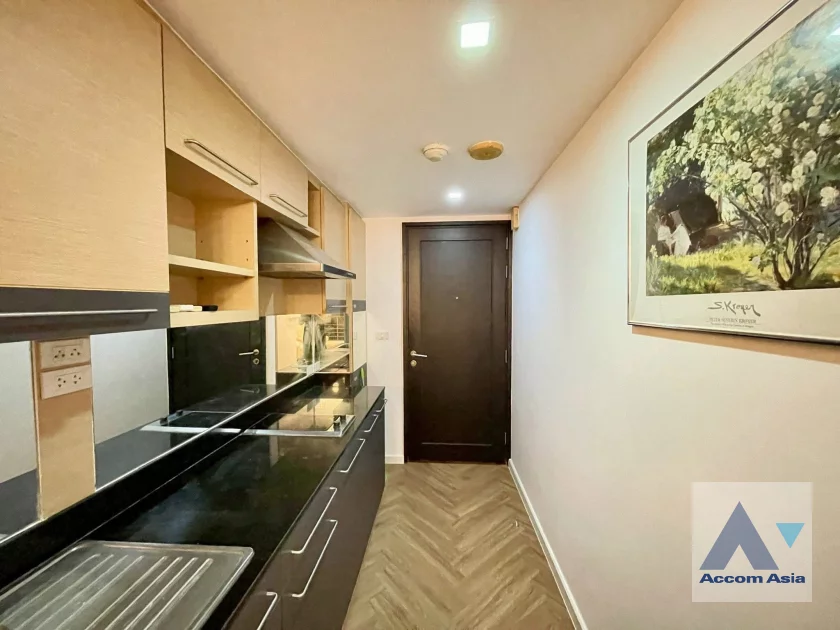 9  1 br Condominium For Rent in Ploenchit ,Bangkok BTS Ratchadamri at Noble Ambience Sarasin AA46379