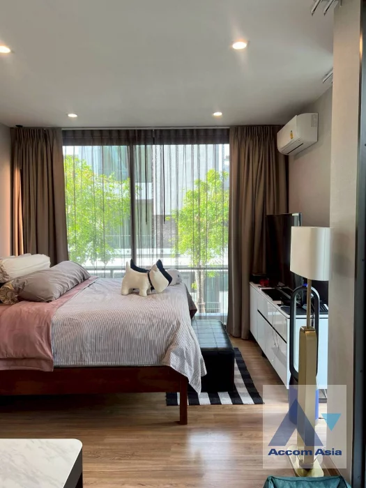 5  4 br House For Sale in Lat Phrao ,Bangkok  at Baan Klang Mueng CLASSE Ekkamai - Ramintra AA46381