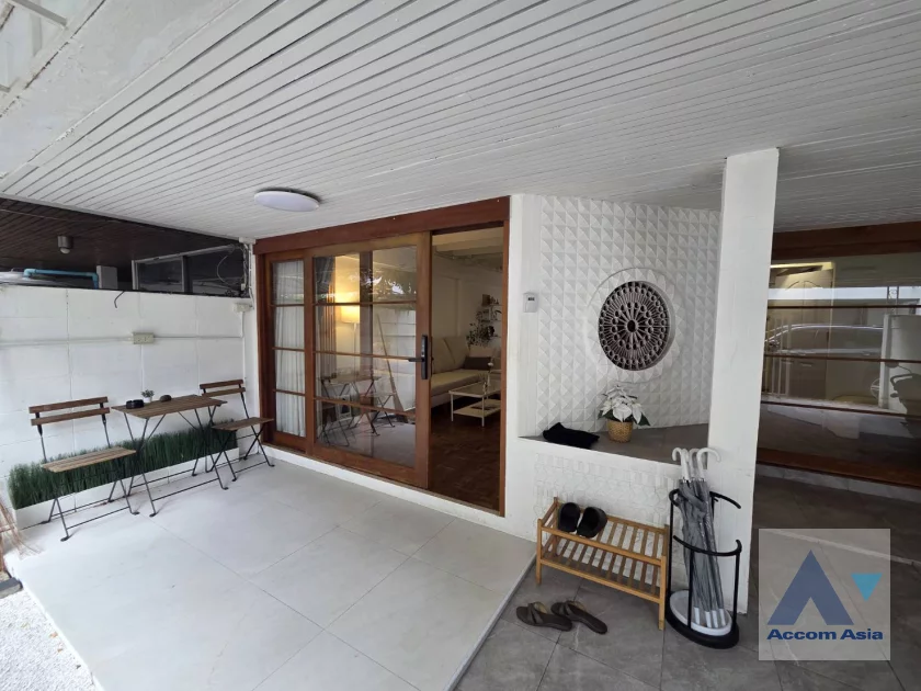 8  3 br Townhouse For Rent in Sukhumvit ,Bangkok BTS Ekkamai AA46385
