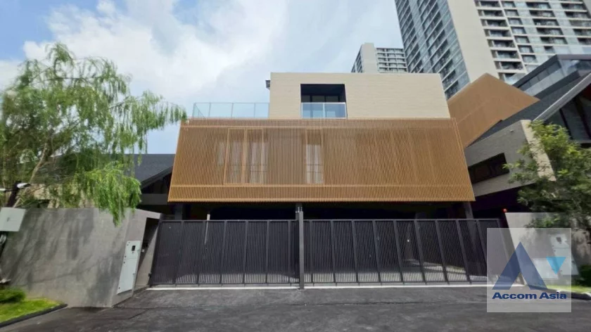 8  5 br House for rent and sale in Petchkasem ,Bangkok  at Noble Aqua Riverfront Ratburana  AA46386