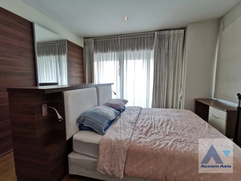 unit 2 Bedrooms  Condominium For Sale in Sukhumvit, Bangkok  near BTS Phrom Phong (AA46389)
