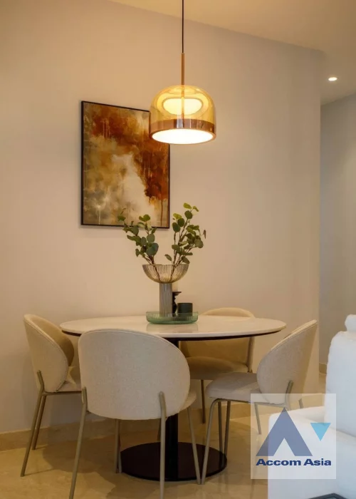 11  2 br Condominium For Rent in Ploenchit ,Bangkok BTS Ploenchit at MUNIQ Langsuan AA46390