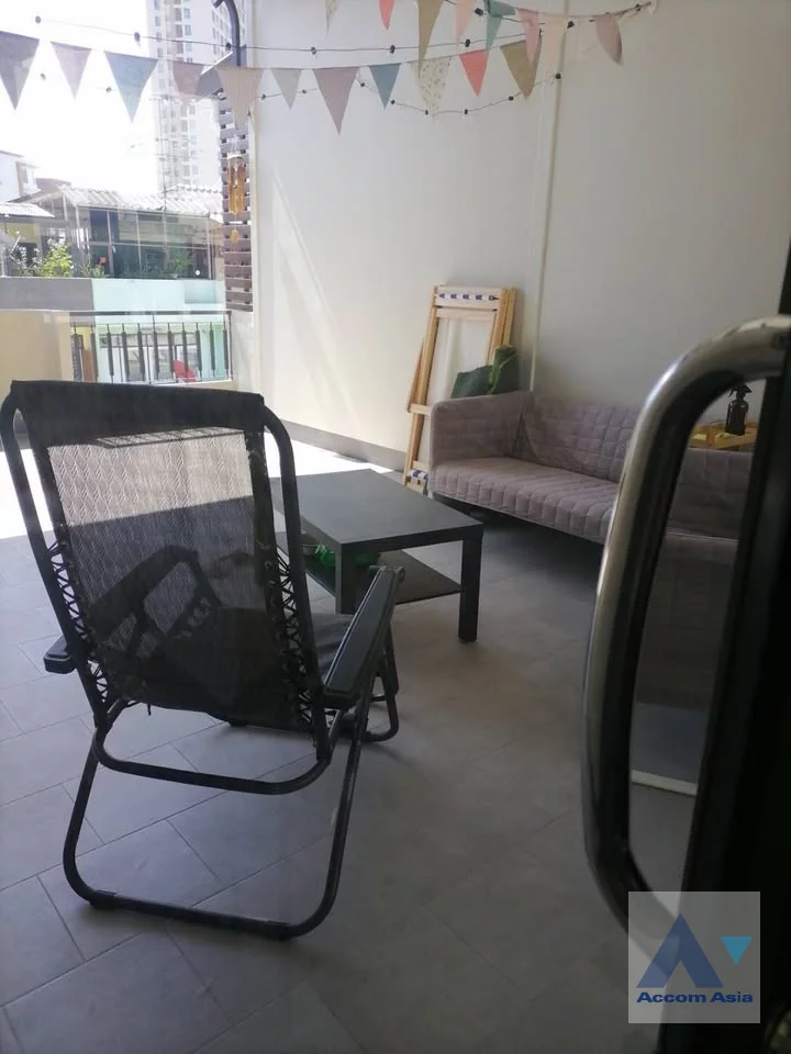 9  3 br Townhouse for rent and sale in Sukhumvit ,Bangkok  AA46396