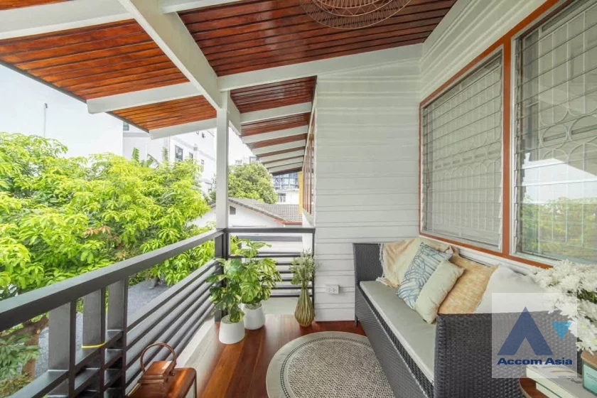 8  House For Rent in Lat Phrao ,Bangkok MRT Lat Phrao AA46400