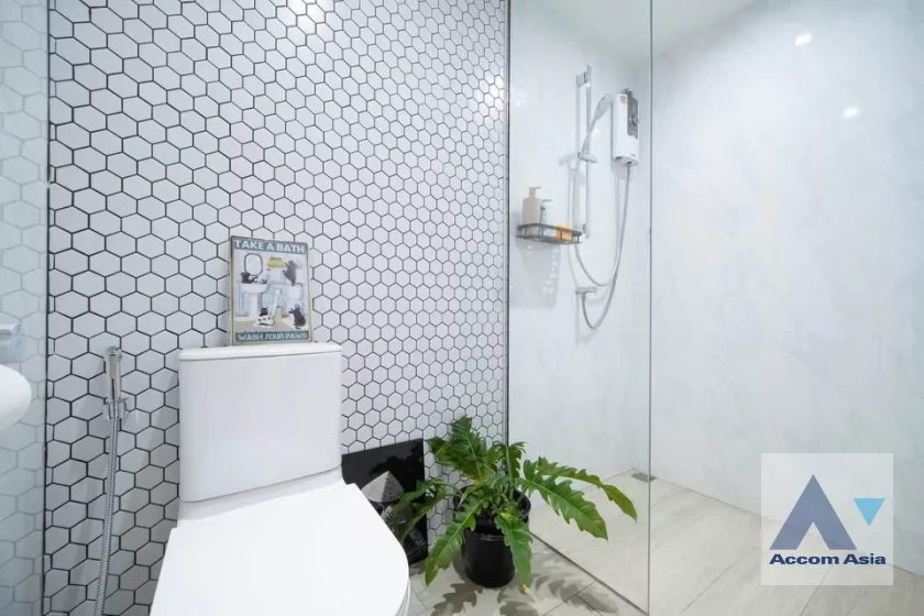7  House For Rent in Lat Phrao ,Bangkok MRT Lat Phrao AA46400