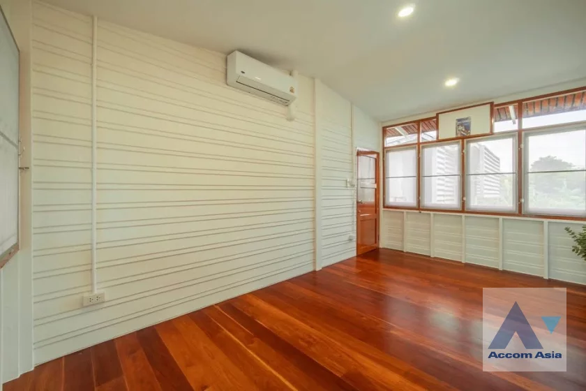 6  House For Rent in Lat Phrao ,Bangkok MRT Lat Phrao AA46400