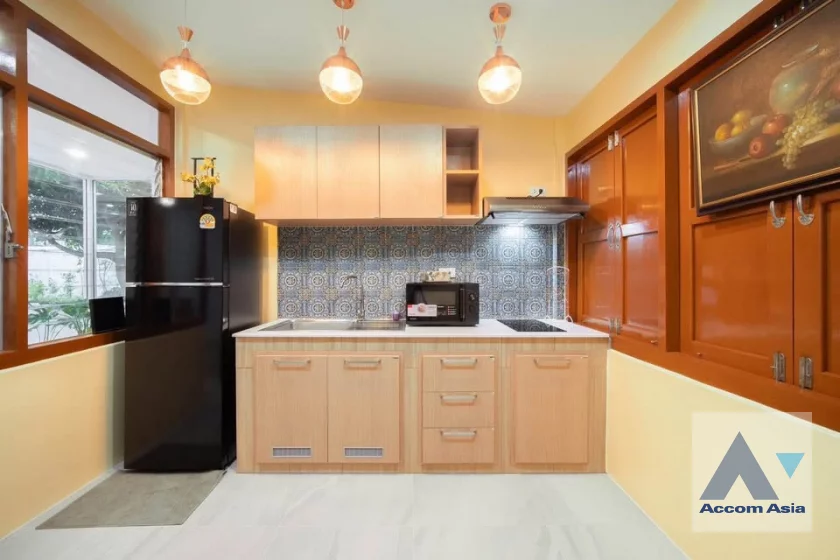  1  House For Rent in Lat Phrao ,Bangkok MRT Lat Phrao AA46400