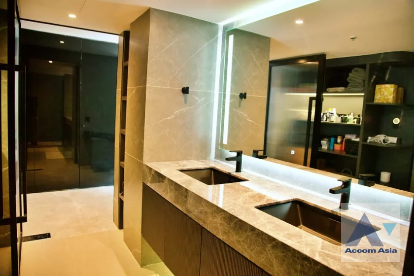 17  4 br Condominium For Sale in Sukhumvit ,Bangkok BTS Thong Lo at Fifty Fifth Tower AA46403