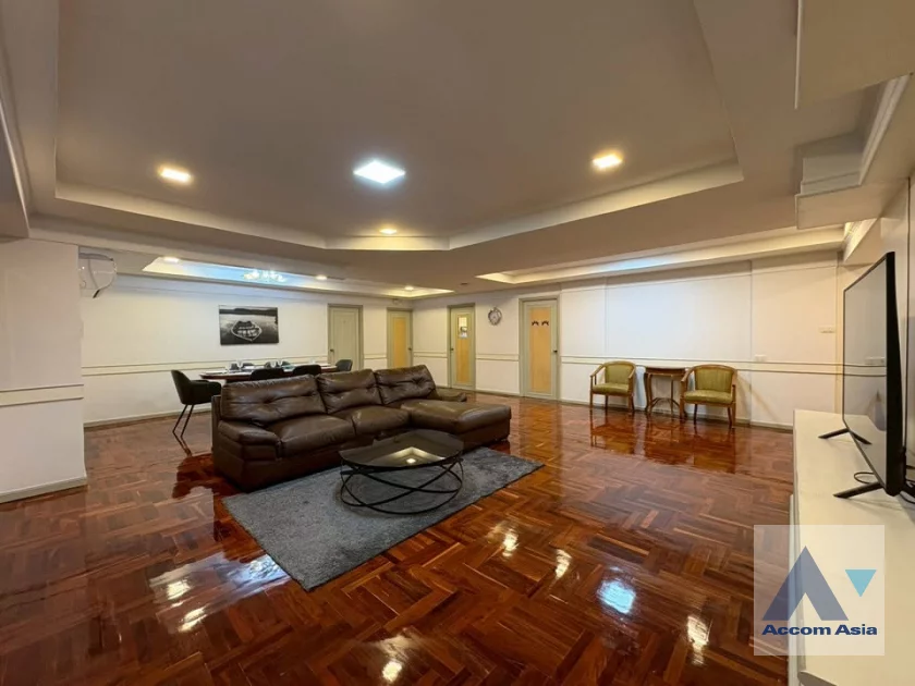  1  3 br Apartment For Rent in Sukhumvit ,Bangkok BTS Phrom Phong at Fully furnished Apartment near Samitivej Hospital 550m AA46404