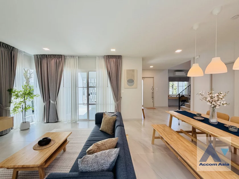 4  3 br House For Rent in Samutprakan ,Samutprakan  at Chaiyapruek Bangna KM15 AA46410