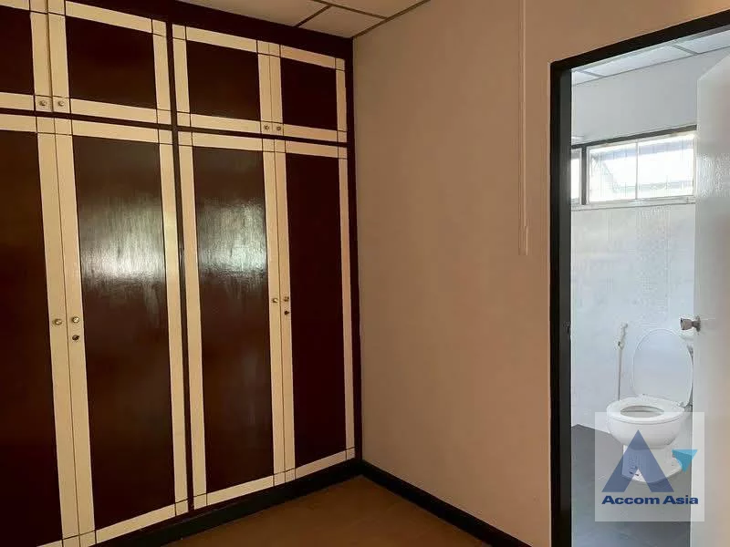 4  3 br House for rent and sale in Sukhumvit ,Bangkok BTS Phrom Phong AA46421