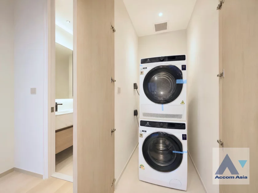 8  2 br Condominium for rent and sale in Ploenchit ,Bangkok MRT Lumphini at EI8HTEEN SEVEN AA46427