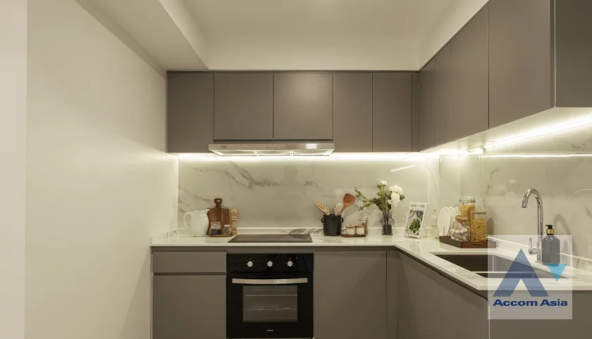 8  3 br Townhouse for rent and sale in Sukhumvit ,Bangkok BTS Phra khanong at Moo Baan Klongtan Nivet AA46430