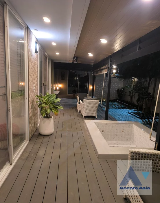 4  4 br House for rent and sale in Krungthep Kreetha ,Bangkok  at Courtyard Villa AA46431