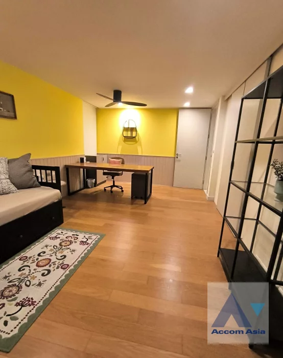 6  4 br House for rent and sale in Krungthep Kreetha ,Bangkok  at Courtyard Villa AA46431