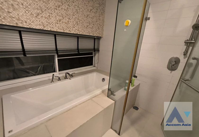 13  4 br House for rent and sale in Krungthep Kreetha ,Bangkok  at Courtyard Villa AA46431