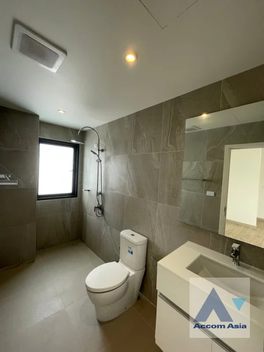12  3 br House For Rent in Phaholyothin ,Bangkok  at ARKIN VIBHAVADI AA46433