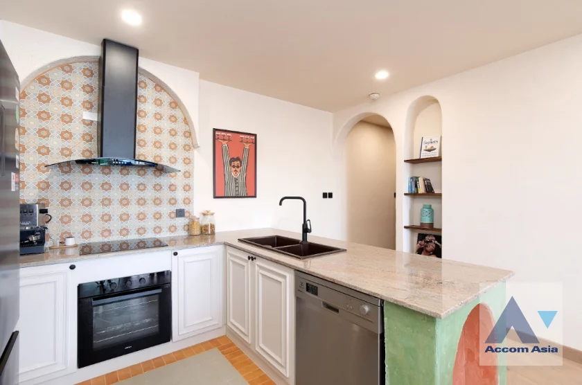 6  2 br Condominium For Sale in Sukhumvit ,Bangkok BTS Nana at Sukhumvit City Resort AA46435