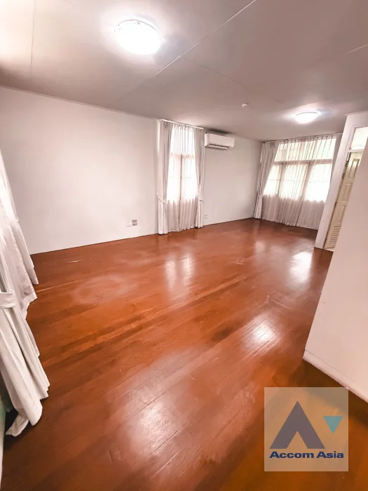 unitHome Office |  3 Bedrooms  Shophouse For Rent & Sale in Sukhumvit, Bangkok  near BTS Thong Lo (AA46440)