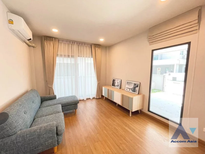  1  4 br House for rent and sale in Samutprakan ,Samutprakan  at Centro Bangna AA46445