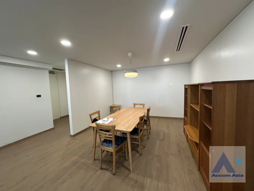  1  3 br Apartment for rent and sale in Sathorn ,Bangkok BTS Sala Daeng - MRT Lumphini at Children Dreaming Place - Garden AA46446