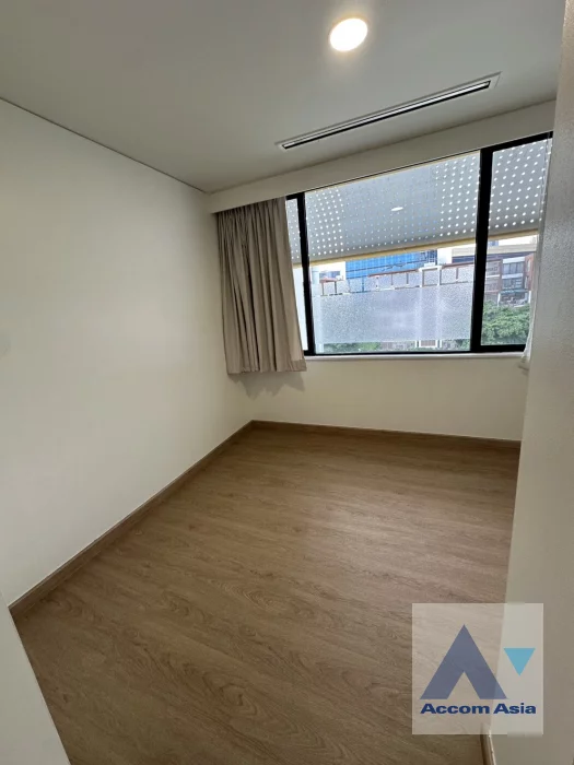 10  3 br Apartment for rent and sale in Sathorn ,Bangkok BTS Sala Daeng - MRT Lumphini at Children Dreaming Place - Garden AA46446