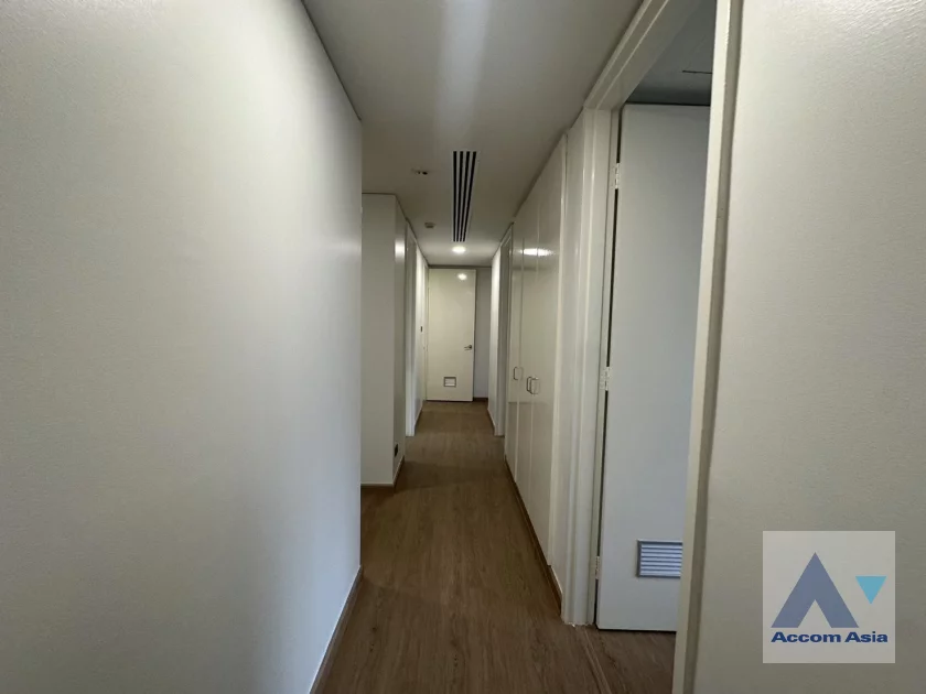 12  3 br Apartment for rent and sale in Sathorn ,Bangkok BTS Sala Daeng - MRT Lumphini at Children Dreaming Place - Garden AA46446
