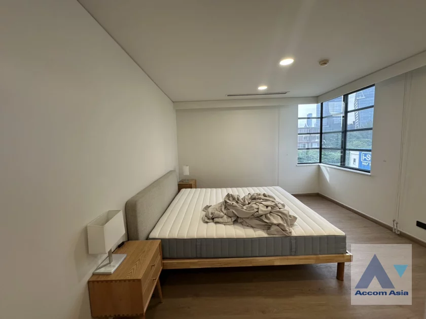 14  3 br Apartment for rent and sale in Sathorn ,Bangkok BTS Sala Daeng - MRT Lumphini at Children Dreaming Place - Garden AA46446