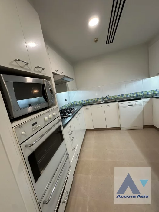 5  3 br Apartment for rent and sale in Sathorn ,Bangkok BTS Sala Daeng - MRT Lumphini at Children Dreaming Place - Garden AA46446