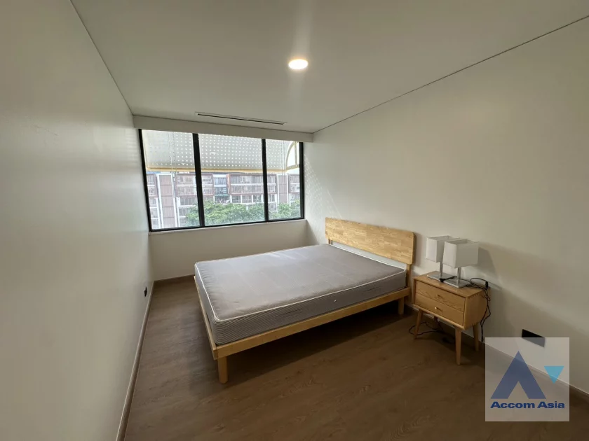7  3 br Apartment for rent and sale in Sathorn ,Bangkok BTS Sala Daeng - MRT Lumphini at Children Dreaming Place - Garden AA46446