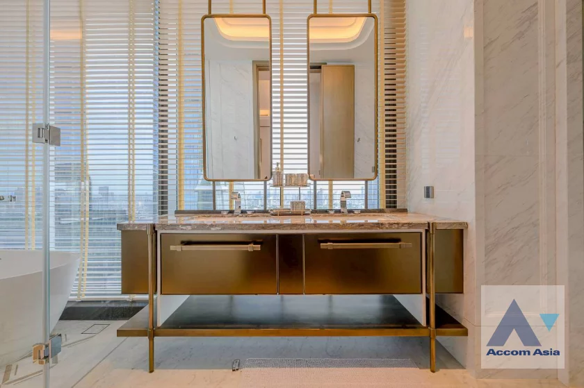 24  2 br Condominium For Rent in Ploenchit ,Bangkok MRT Lumphini at ONE89 wireless AA46451