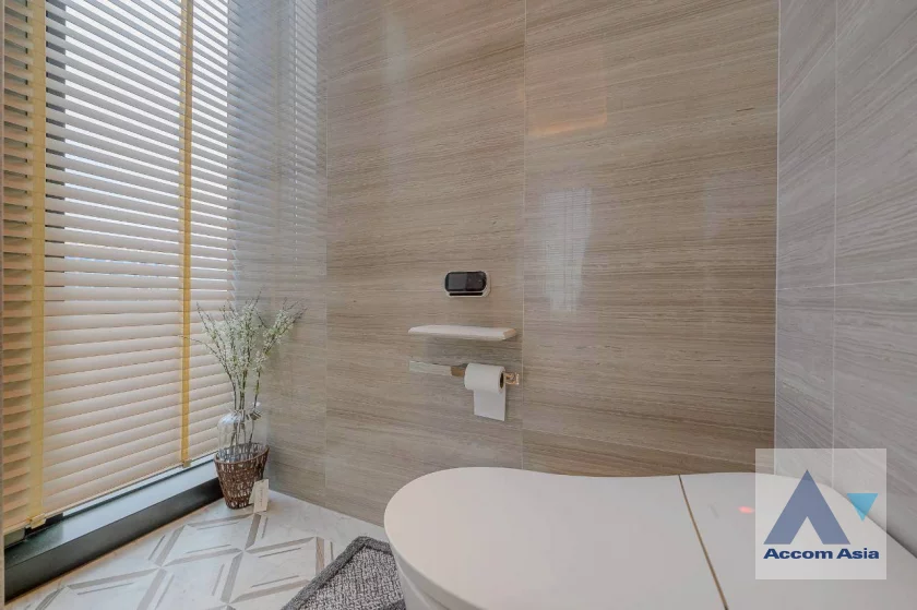 27  2 br Condominium For Rent in Ploenchit ,Bangkok MRT Lumphini at ONE89 wireless AA46451