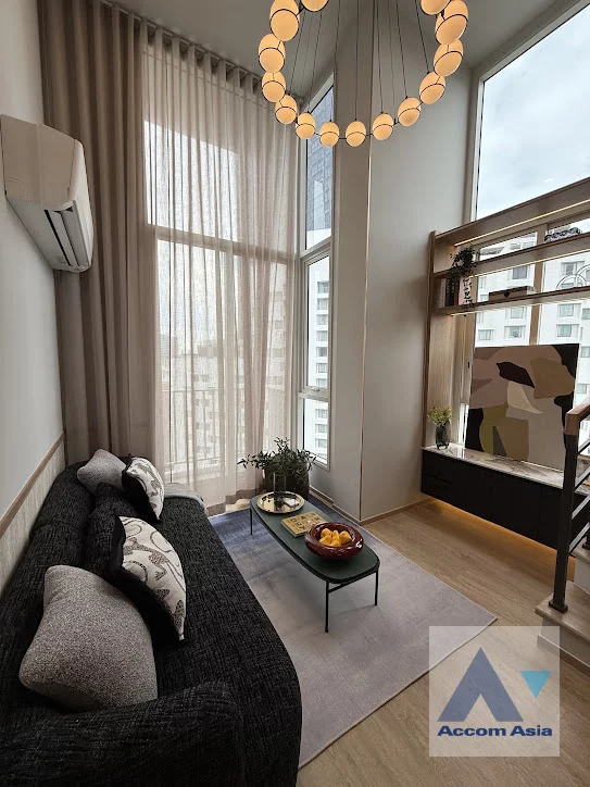 unitDuplex Condo |  2 Bedrooms  Condominium For Rent in Silom, Bangkok  near MRT Silom (AA46454)