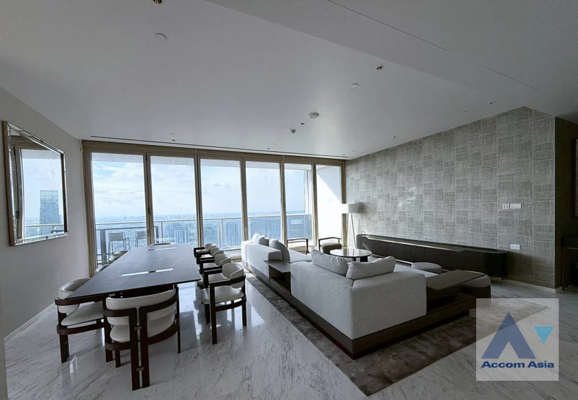  Four Seasons Private Residences Condominium  4 Bedroom for Rent BTS Saphan Taksin in Sathorn Bangkok