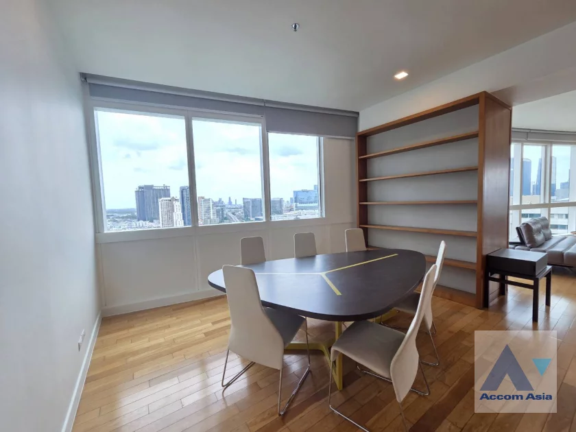 unit 3 Bedrooms  Condominium For Rent in Sukhumvit, Bangkok  near MRT Sukhumvit - BTS Asok (AA46474)