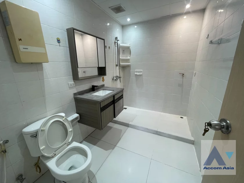 18  2 br Condominium for rent and sale in Sukhumvit ,Bangkok BTS Nana at Liberty Park 2 AA46477