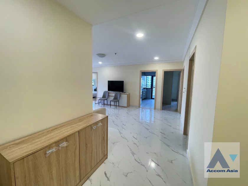 6  2 br Condominium for rent and sale in Sukhumvit ,Bangkok BTS Nana at Liberty Park 2 AA46477