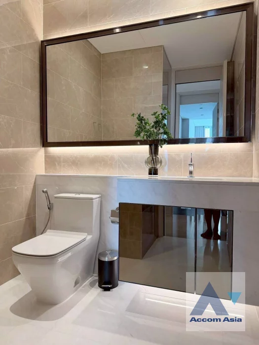 8  2 br Condominium For Rent in Ploenchit ,Bangkok BTS Chitlom at The Residences at Sindhorn Kempinski Hotel Bangkok AA46480