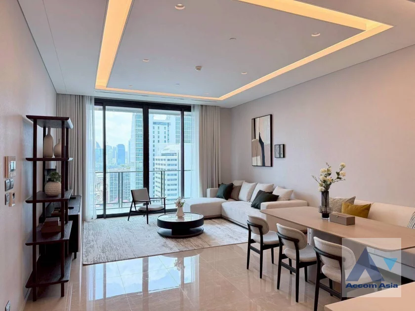 unit 2 Bedrooms  Condominium For Rent in Ploenchit, Bangkok  near BTS Chitlom (AA46480)