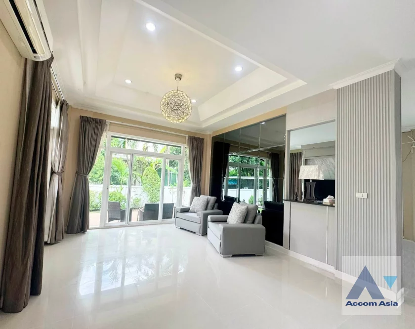 6  3 br House For Rent in Latkrabang ,Bangkok ARL Ban Thap Chang at House AA46482