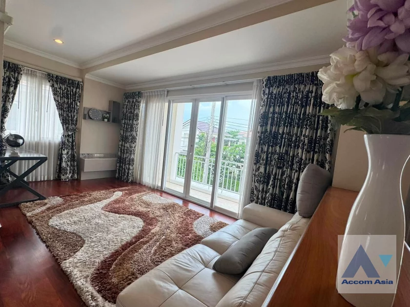12  3 br House For Rent in Latkrabang ,Bangkok ARL Ban Thap Chang at House AA46482