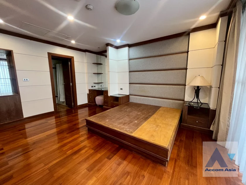13  2 br Apartment For Rent in Sathorn ,Bangkok BTS Chong Nonsi at Classic Contemporary Style AA46486