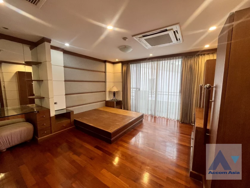 11  2 br Apartment For Rent in Sathorn ,Bangkok BTS Chong Nonsi at Classic Contemporary Style AA46486
