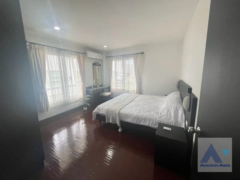 6  2 br Apartment For Rent in Sukhumvit ,Bangkok BTS Thong Lo at Pet-Friendly, Cozy and Serene Serviced Apartment in Thonglor AA46488