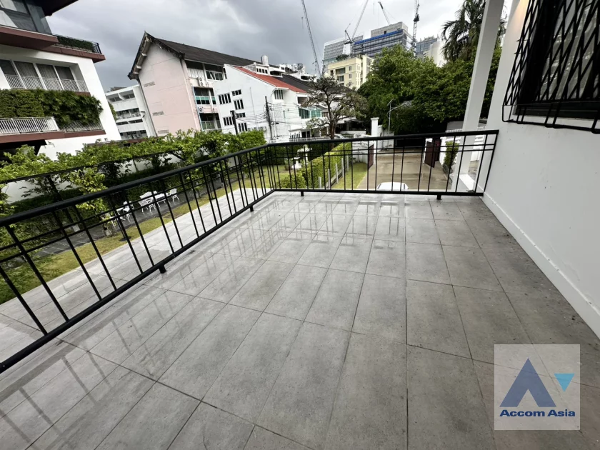 18  3 br House for rent and sale in Ploenchit ,Bangkok BTS Ploenchit AA46491