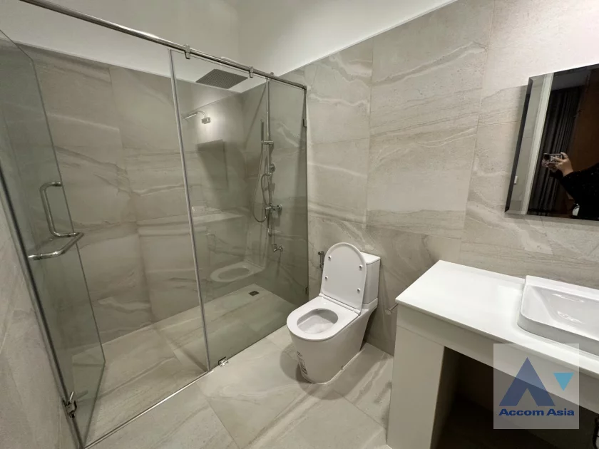 15  3 br House for rent and sale in Ploenchit ,Bangkok BTS Ploenchit AA46491