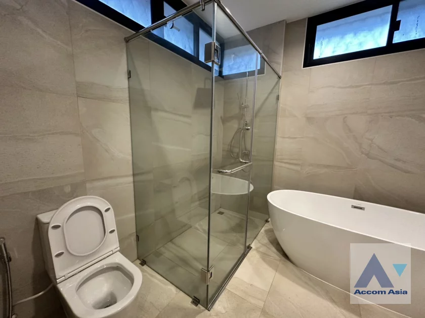 16  3 br House for rent and sale in Ploenchit ,Bangkok BTS Ploenchit AA46491