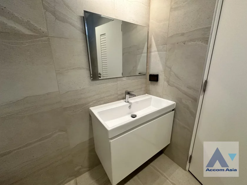 17  3 br House for rent and sale in Ploenchit ,Bangkok BTS Ploenchit AA46491