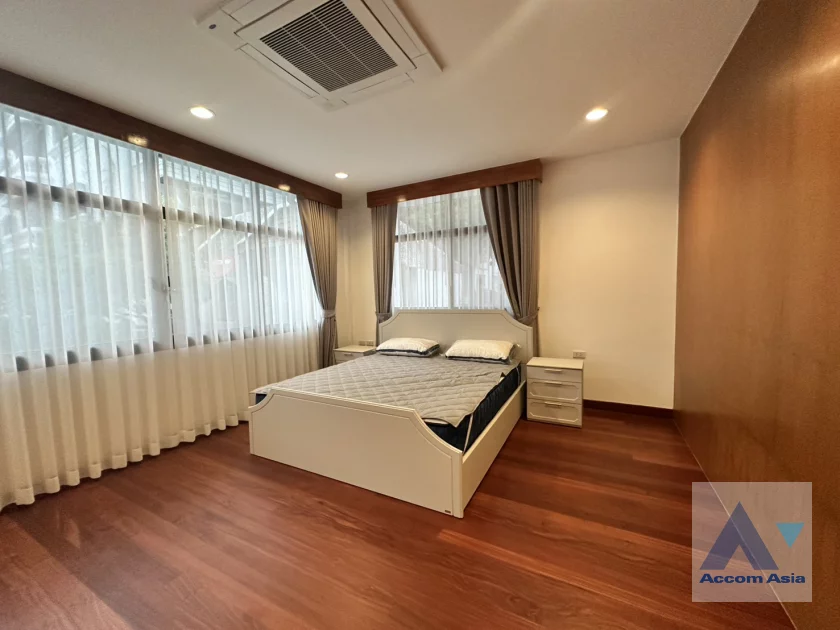 10  3 br House for rent and sale in Ploenchit ,Bangkok BTS Ploenchit AA46491